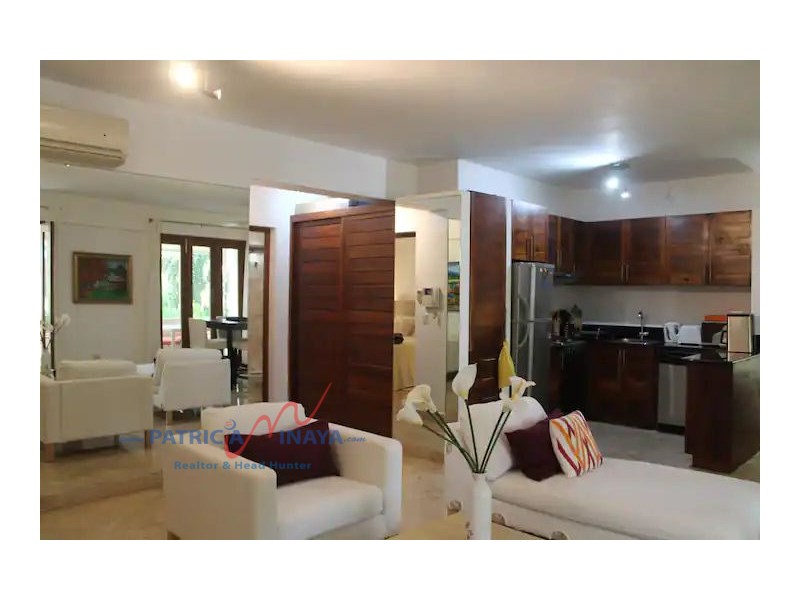 Apartamento en alquiler, 1 habitaciones, con piscina y parqueo, Zona colonial, Santo Domingo