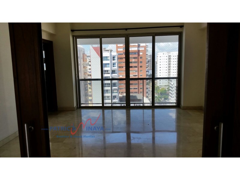 Apartamento Alquiler Piantini 440mts 3 habitaciones Piscina y terraza techada Alquiler