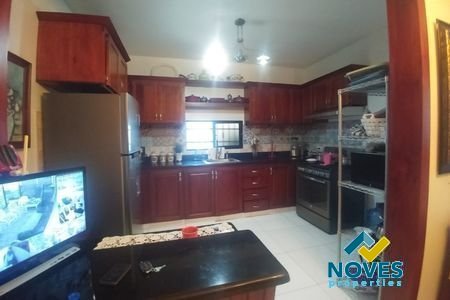 Casa en venta en Villa Caroly, Moca